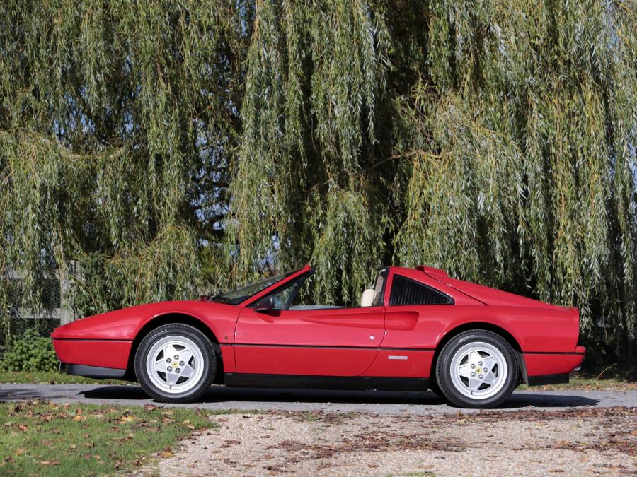  Ferrari 328 GTS 1985 года  (UK) (фото 11 из 31)